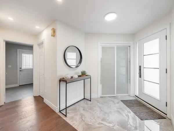 110 Conley ST, Vaughan, ON L4J 2X6