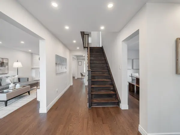 110 Conley ST, Vaughan, ON L4J 2X6