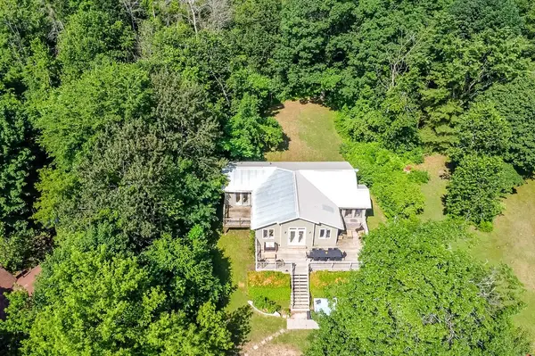 58 Methodist IS, Tay, ON L0K 1R0