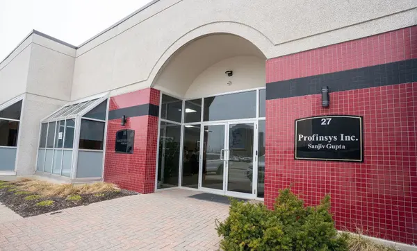 5160 Explorer dr DR #27, Mississauga, ON L4W 4T7