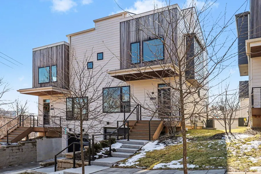 207 Sunset RD, Ann Arbor, MI 48103