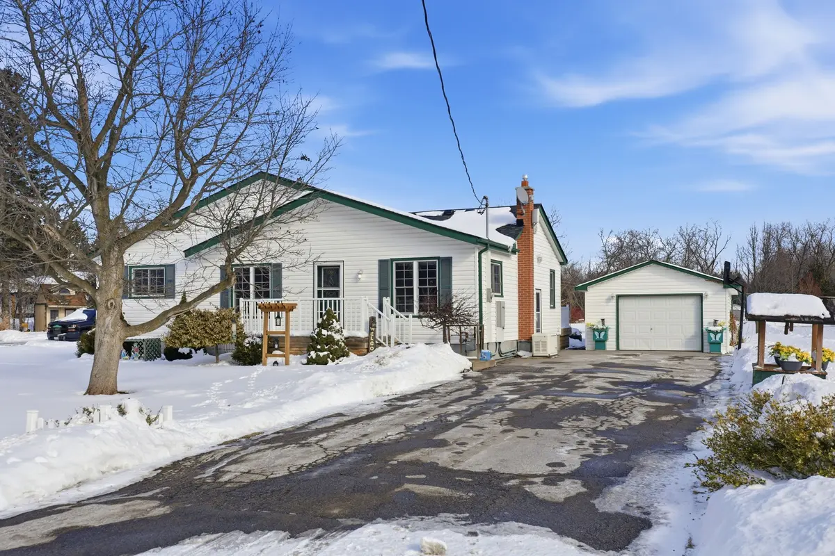 2347 Hancock RD, Clarington, ON L1E 2M3