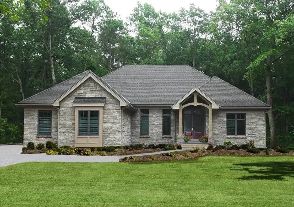 8695 Timberwood TRL, Lambton Shores, ON N0M 1T0