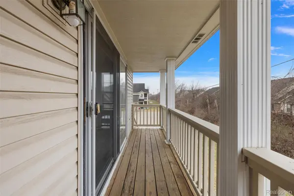 45765 Cagney DR, Macomb Township, MI 48044