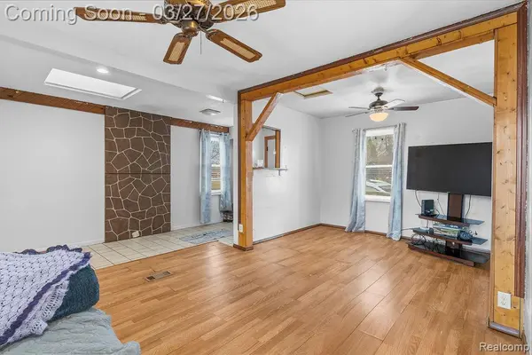 782 Stanley AVE, Pontiac, MI 48340