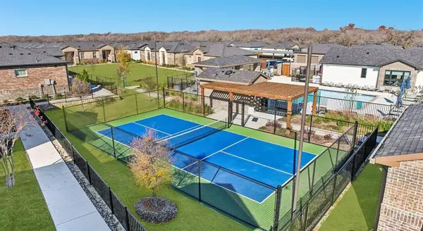 3950 Dechman Drive #2015, Grand Prairie, TX 75052