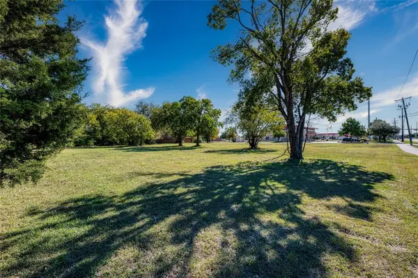 2640 N Shiloh Road, Garland, TX 75044