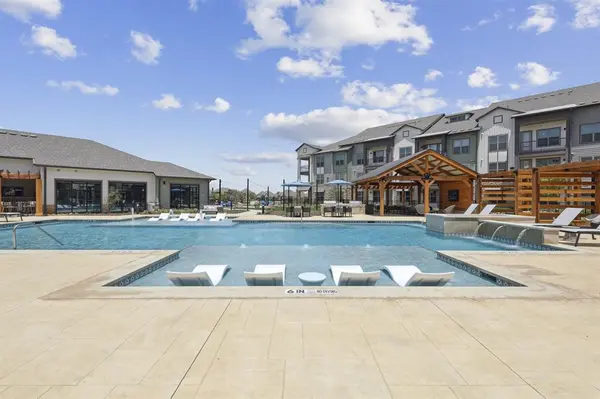 9301 Brewer Boulevard #1307, Fort Worth, TX 76123