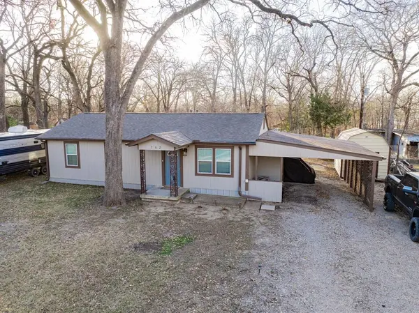 762 Oak Leaf Trail, East Tawakoni, TX 75472