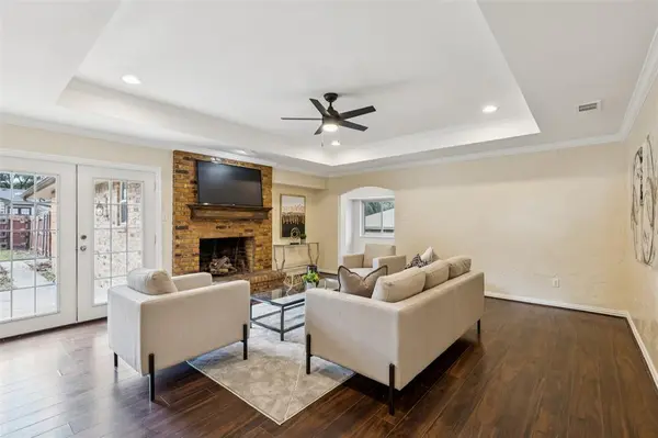 133 N Crestwood Boulevard, Desoto, TX 75115