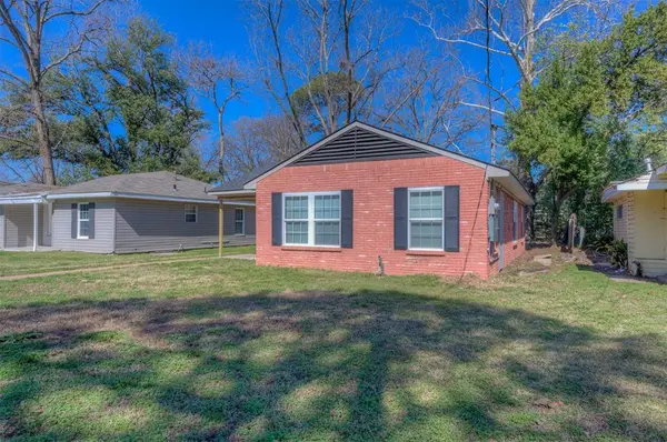 146 E Slattery Boulevard, Shreveport, LA 71104