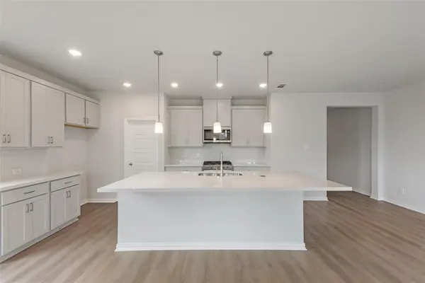 525 Marcus Lane, Crowley, TX 76036