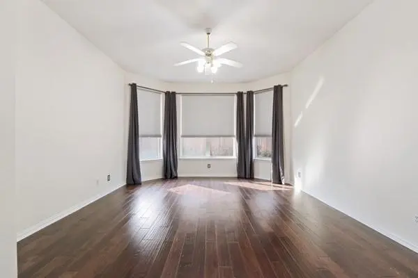 2412 Aramic Court, Arlington, TX 76001