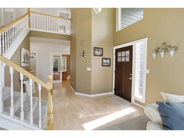 15233 SW TURNAGAIN DR, Portland, OR 97224