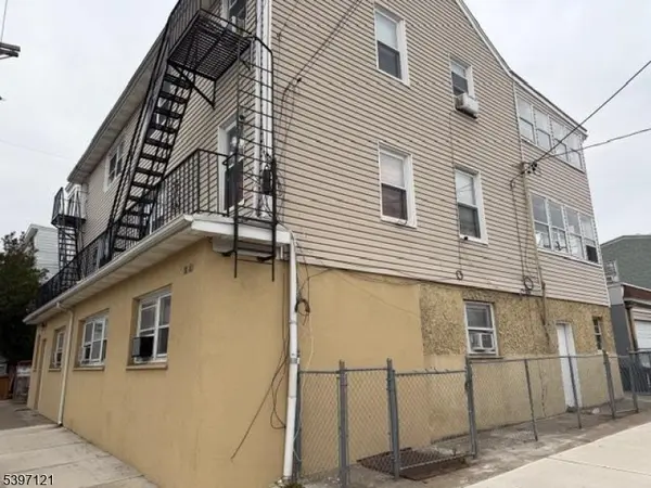 58 Wayne Ave, Paterson City, NJ 07522