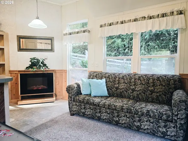 89491 SUTTON PL, Florence, OR 97439