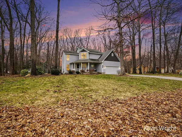 1041 Bear Lake RD, Laketon Twp, MI 49445