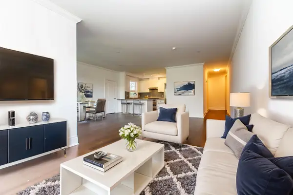 10360 Islington AVE W #210, Vaughan, ON L0J 1C0