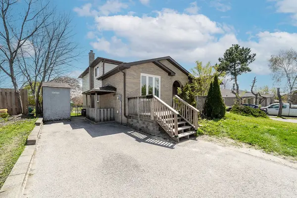 39 SYLVIA ST, Barrie, ON L4M 5J2