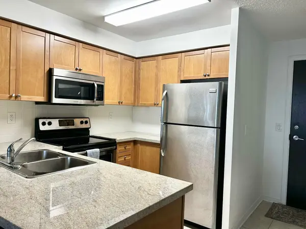 3 Michael Power PL #2501, Toronto W08, ON M9A 0A2