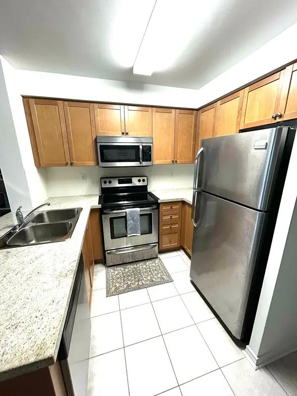 3 Michael Power PL #2501, Toronto W08, ON M9A 0A2