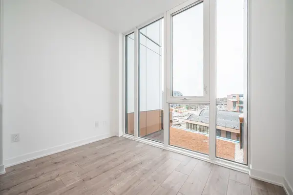 220 Missinnihe WAY #517, Mississauga, ON L5H 0A7