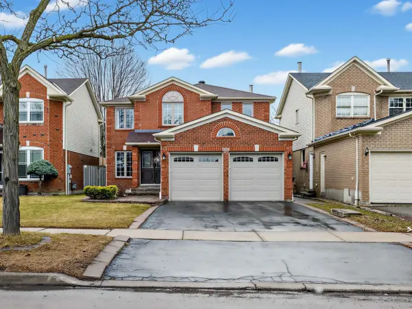 2636 Credit Valley RD, Mississauga, ON L5M 4J6