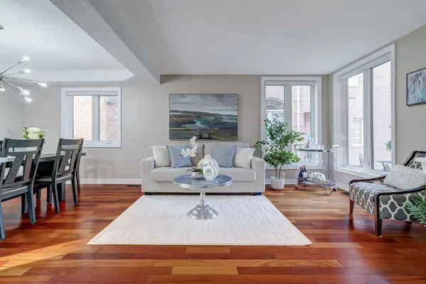 3339 Cactus Gate, Mississauga, ON L5N 8A5