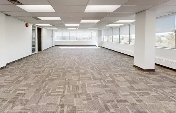 2121 Argentia RD #303, Mississauga, ON L5N 2X4