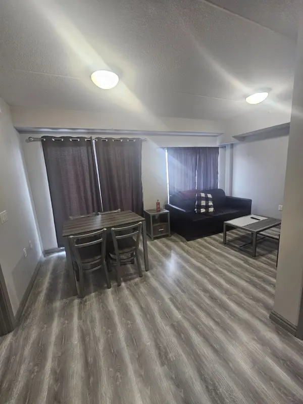 275 Larch ST #F411, Waterloo, ON N2L 3R2