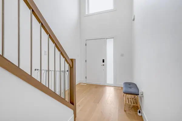 10 MCNEIL ST, Strathroy-caradoc, ON N0L 1W0