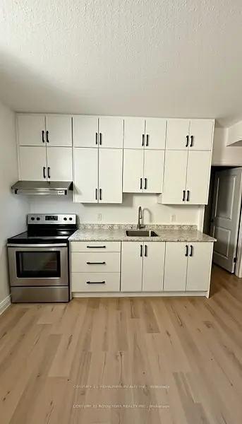 3013 Petty RD, London South, ON N6E 1L7