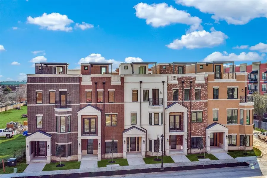 250 E Dallas Street #124, Grapevine, TX 76051