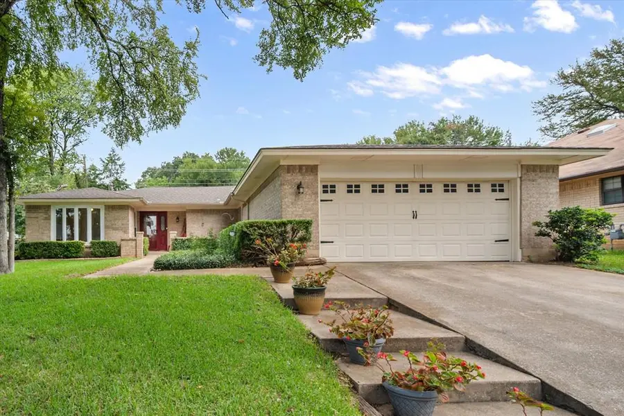 1113 Rusdell Drive, Irving, TX 75060