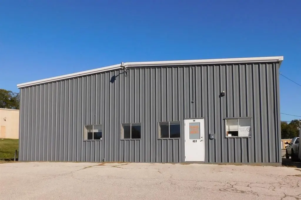 401 W Coffin Street, Denison, TX 75020