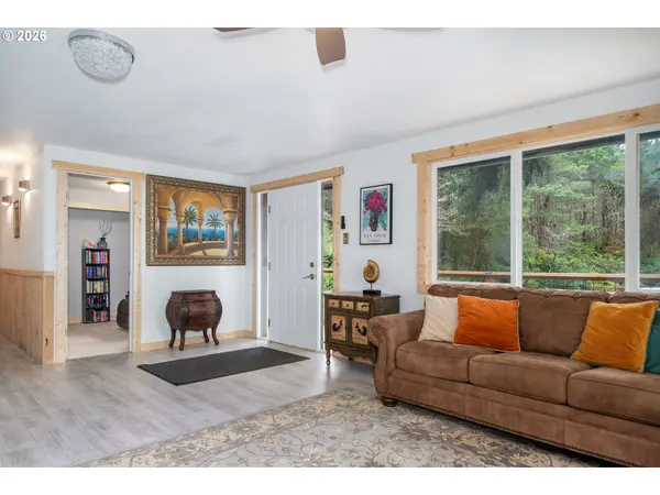 3934 Hwy 101 N, Yachats, OR 97498