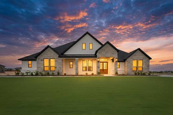 2461 Tyler Wade Trail,  Waxahachie,  TX 75167