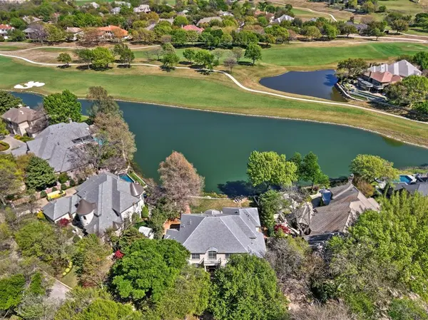 6940 Laurel Valley Drive, Fort Worth, TX 76132