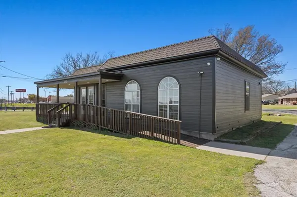 600 S Highway 377, Pilot Point, TX 76258