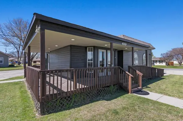 600 S Highway 377, Pilot Point, TX 76258