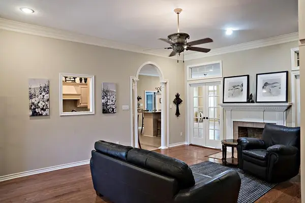 1111 Lonnie Drive, Athens, TX 75751