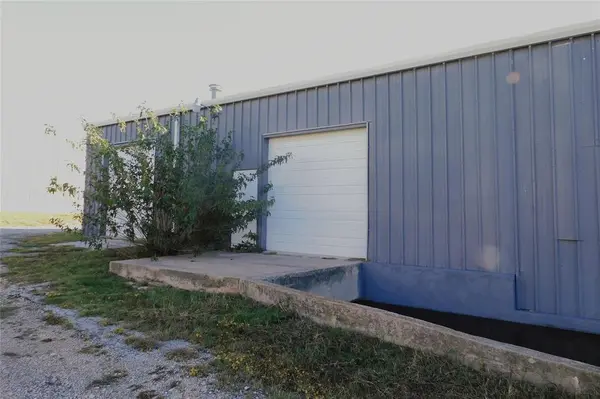 401 W Coffin Street, Denison, TX 75020