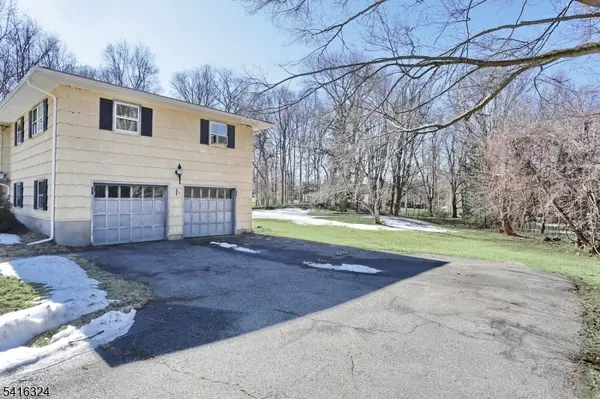 219 Haven Rd, Franklin Lakes Boro, NJ 07417