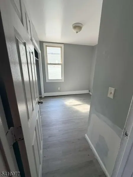 102 N 3Rd St #2A, Paterson City, NJ 07522