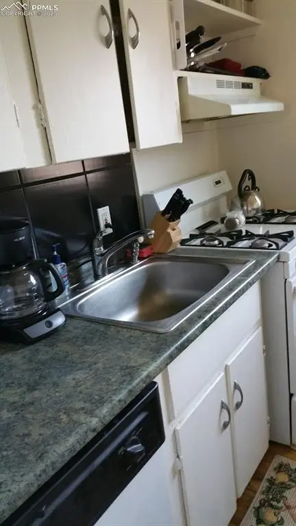 2416 W Vermijo AVE, Colorado Springs, CO 80904