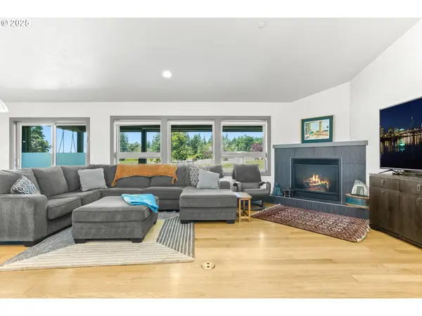 31708 NE WAND RD, Troutdale, OR 97060