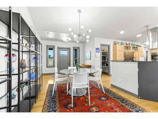 31708 NE WAND RD, Troutdale, OR 97060