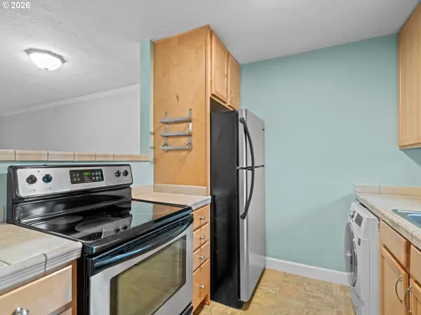 9333 N LOMBARD ST #10, Portland, OR 97203