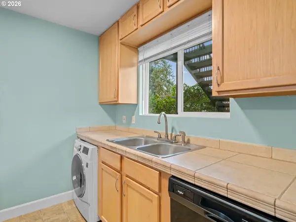 9333 N LOMBARD ST #10, Portland, OR 97203