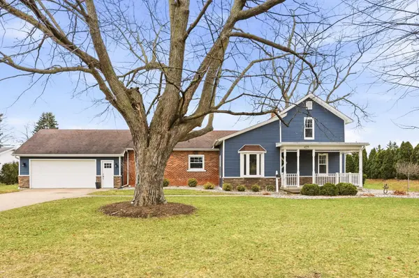 425 Harvest LN, Frankenmuth, MI 48734